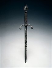 Parrying Dagger, c. 1600. Germany, early 17th Century. Steel, wire grip with arched quillions and