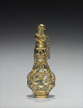 Scent Bottle, c. 1775 (?). France, 18th century. Glass mounted in gold; overall: 7 x 2.9 cm (2 3/4
