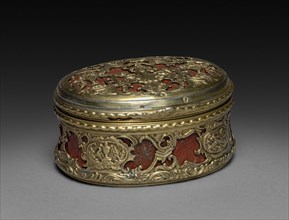 Box, late 1800s. Austria, Vienna, late 19th century. Silver gilt and hardstone; overall: 4.8 x 9.1
