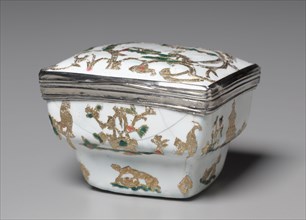 Box (Boîte), 1730-1740. Possibly France, mid-18th century. Enamel and gold leaf on copper mounted