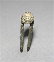 Topknot Pin, 918-1392. Korea, Goryeo period (918-1392). Bronze; overall: 1.4 cm (9/16 in.).