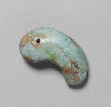 Comma-shaped Jade, 400s. Korea, Silla period (57 BC-AD 676). Glass; overall: 7.3 x 3.9 x 2.5 cm (2
