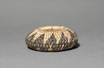 Miniature Round Basket, late 1800s-early 1900s. California, Pomo, late 19th-early 20th century.