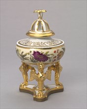Urn and cover, c. 1815. Flight, Barr and Barr (British). Artificial porcelain; overall: 19.2 x 11.5