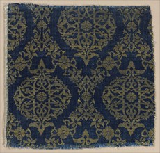 Lampas with foliate medallions in ogival lattice, 1400s. Egypt. Lampas: silk; overall: 21.6 x 22.3