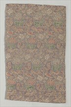 Fragment, 1700s. Iran, Kashan, 18th century. Lampas weave; overall: 25.5 x 15.6 cm (10 1/16 x 6 1/8