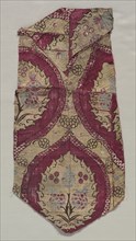 Textile Fragment, 16th century. Turkey, 16th century. Brocaded silk with metal thread weft;
