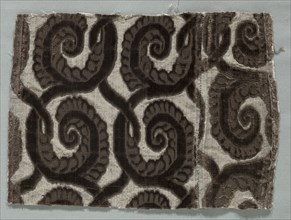 Velvet Fragment, 1600s. Italy, 17th century. Velvet; overall: 19 x 26 cm (7 1/2 x 10 1/4 in.).