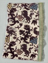 Velvet Fragment, 1600s. Italy, 17th century. Velvet; overall: 17 x 12 cm (6 11/16 x 4 3/4 in.)
