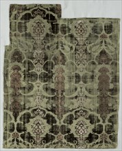 Velvet Fragment, 1400s. Italy, 15th century. Velvet (cut and voided); silk; overall: 61 x 53.3 cm