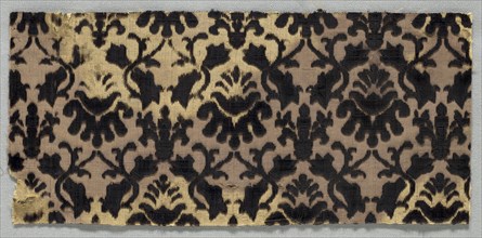 Velvet Textile, 1600s. Italy, 17th century. Velvet; overall: 11.5 x 24 cm (4 1/2 x 9 7/16 in.)