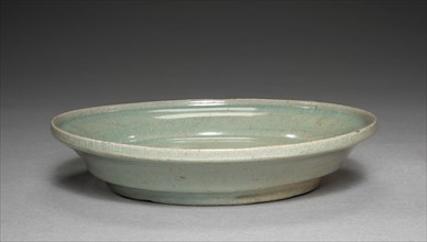 Bowl and Saucer with Incised Lotus and Peony Design, 1100s. Korea, Goryeo period (918-1392).