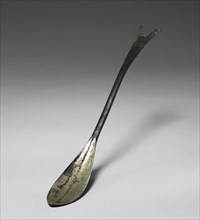 Spoon with Fish-Tail Design, 918-1392. Korea, Goryeo period (918-1392). Bronze; overall: 33.6 cm