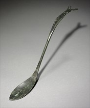 Spoon with Fish-Tail Design, 918-1392. Korea, Goryeo period (918-1392). Bronze; overall: 26.9 cm