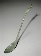 Spoon with Fish-Tail Design, 918-1392. Korea, Goryeo period (918-1392). Bronze; overall: 25.1 cm (9