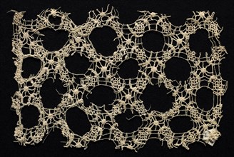 Fragment with Wide Circular Pattern, 16th-17th century. Italy, 16th-17th century. Needle lace,