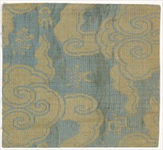 Fragment, 1680 - 1720. China, late 17th - early 18th century. Silk; overall: 14 x 12.1 cm (5 1/2 x