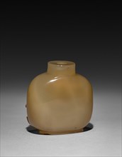 Snuff Bottle, 1644-1912. China, Qing dynasty (1644-1911). Glass and jade; overall: 7.7 cm (3 1/16