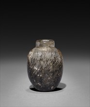 Snuff Bottle, 1644-1912. China, Qing dynasty (1644-1911). Glass; overall: 5.8 cm (2 5/16 in.).