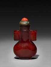 Snuff Bottle, 1644-1911. China, Qing dynasty (1644-1911). Glass; overall: 5.4 cm (2 1/8 in.).
