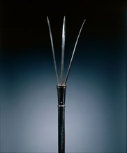 Brandistock (with retractible blades), c. 1600-1625. Italy, early 17th century. Steel; round wood