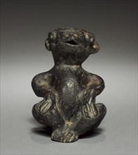 Seated Figure, before 1921. Colombia. Pottery; overall: 14 x 10.2 cm (5 1/2 x 4 in.).