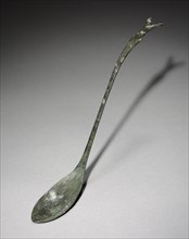 Spoon with Fish-Tail Design, 918-1392. Korea, Goryeo period (918-1392). Bronze; overall: 27.1 cm