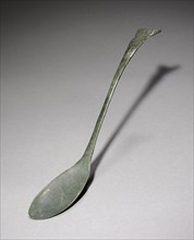 Spoon with Fish-Tail Design, 918-1392. Korea, Goryeo period (918-1392). Bronze; overall: 22.7 cm (8