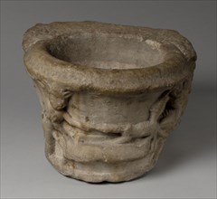 Holy Water Font, late 1400s. Southern France, late 15th century. Marble; overall: 31.5 x 52.7 x 46