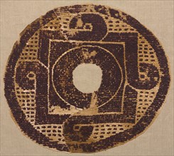 Looped Roundel from a Blanket or Cover, 300s-400s. Egypt, Byzantine period, 4th - 6th century.