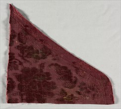 Silk Fragment, 1700s. China, 18th century. Velvet (cut and voided); overall: 34.3 x 31.8 cm (13 1/2