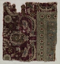 Fragment of a Carpet, 16th century (?). Turkey, Bursa or Istanbul, 16th century (?). Senna knot: