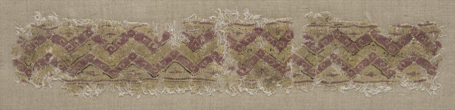 Fragment of a Tiraz-Style Textile, 1081 - 1101. Egypt, Fatimid period, latter part of Caliphate of