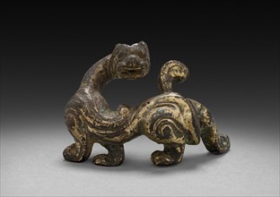 Fantastic Lion, 206 BC - AD 220. China, Han dynasty (202 BC-AD 220). Bronze; overall: 4.6 cm (1