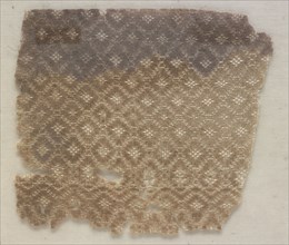 Silk Fragment, Probably from a Tunic, 8th century. Syria ?, 8th century. Patterned tabby weave;