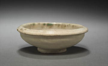 Small Bowl, 1-200. Parthian, 1st-2nd Century. Terracotta; diameter: 11 cm (4 5/16 in.); overall: 4