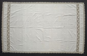 Needlepoint (Reticella) Lace Cloth, late 16th century. Italy, late 16th century. Lace, needlepoint: