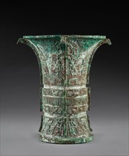 Wine Vessel (Fu Wu Zun), c. 1000-900 BC. China, early Western Zhou dynasty (c. 1046-771 BC).