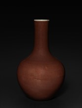 Bottle-shaped Vase, 1736-1795. China, Qing dynasty (1644-1911), Qianlong reign (1735-1795).