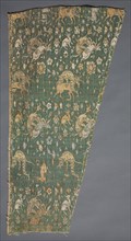 Lampas with scenes of wild animals, 1500s. Iran. Lampas weave, brocaded; silk and gold; overall: 55