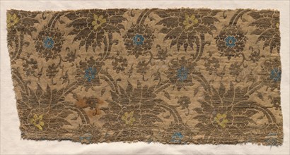 Silk Fragment, 1350-1399. Italy, second half of 14th century. Lampas weave, silk and gold thread;