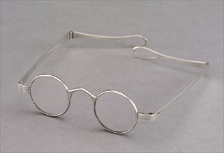 Spectacles, c. 1816-1820. John Peirce (American). Silver; overall: 11.8 cm (4 5/8 in.).