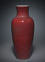 Vase, 1662-1722. China, Jiangxi province, Jingdezhen, Qing dynasty (1644-1911), Kangxi mark and