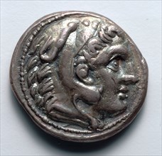 Tetradrachm: Head of Youthful Herakles in Lion's Skin (obverse), 336-323 BC. Greece, Alexander