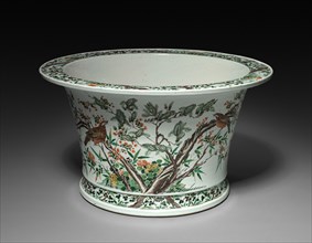 Jardiniere, 1662-1722. China, Qing dynasty (1644-1911), Kangxi reign (1661-1722). Porcelain with