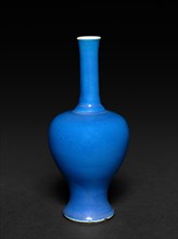 Miniature Vase, 1662-1722. China, Qing dynasty (1644-1912), Kangxi reign (1661-1722). Porcelain;