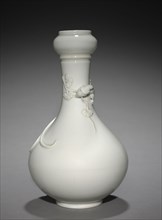 Bottle-shaped Vase, 1662-1722. China, Qing dynasty (1644-1912), Kangxi reign (1661-1722).