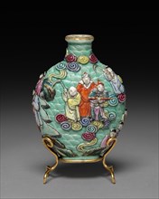 Flattened Ovoid Snuff Bottle with Stopper, 1796-1820. China, Qing dynasty (1644-1912), Jiaqing