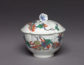 Sugar Bowl, c. 1730. Chantilly Porcelain Factory (French). Soft-paste porcelain; diameter: 4.8 x 7