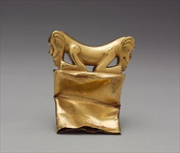 Staff Head(?), c. 400-700. Colombia or Panama, International style, 5th-8th Century. Cast gold;